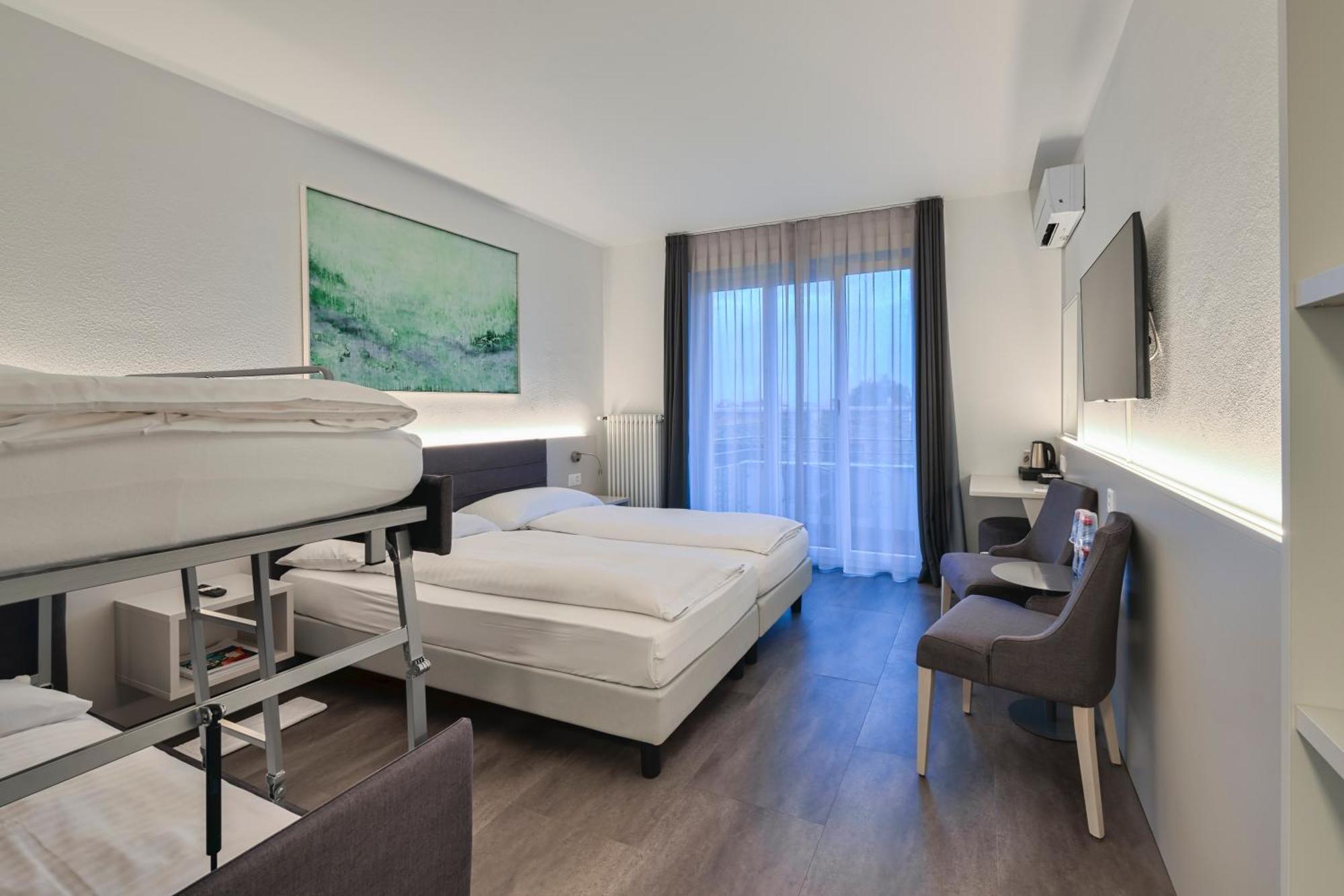 אסקונה Hotel Luna Garni מראה חיצוני תמונה