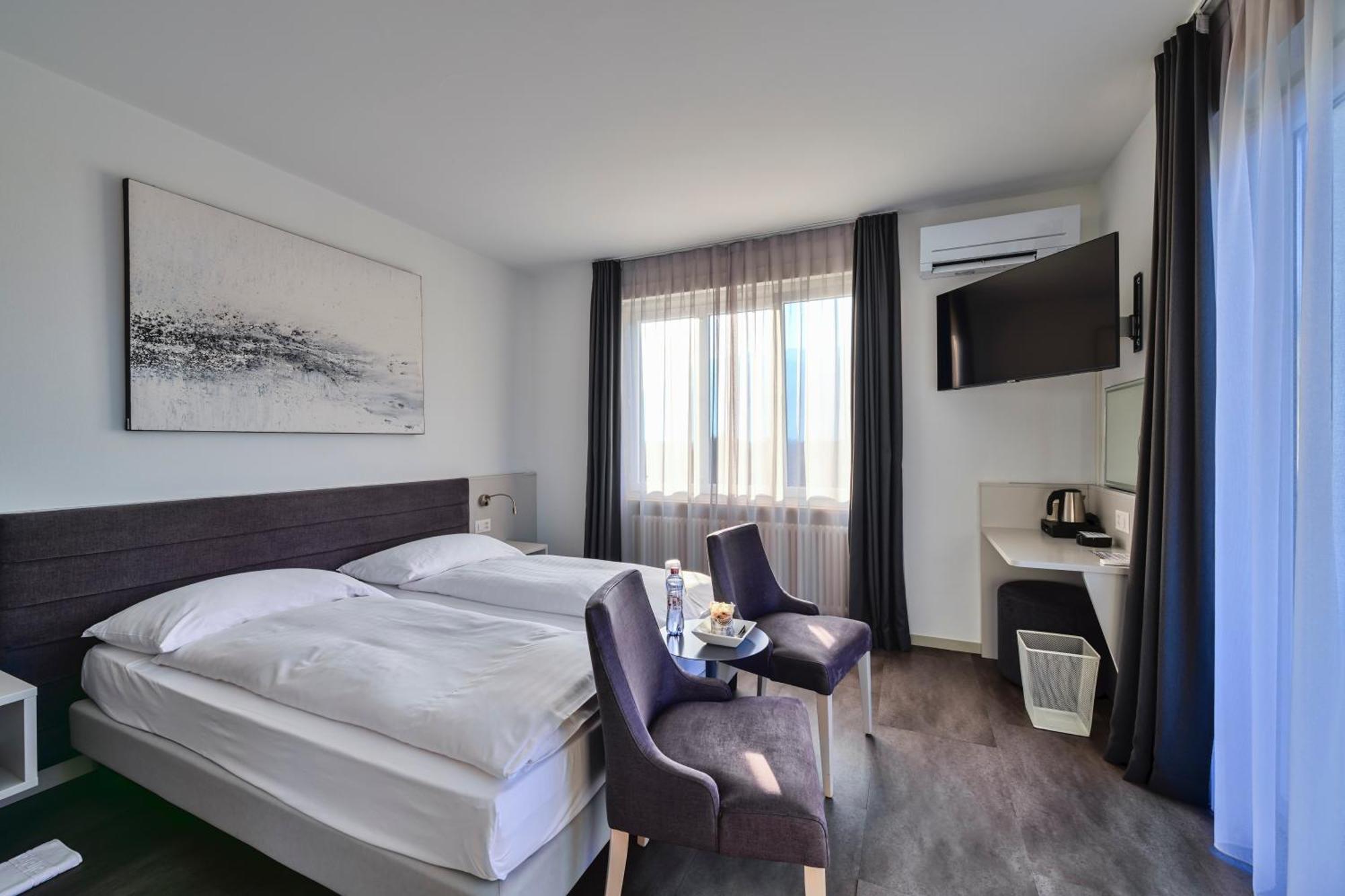 אסקונה Hotel Luna Garni מראה חיצוני תמונה